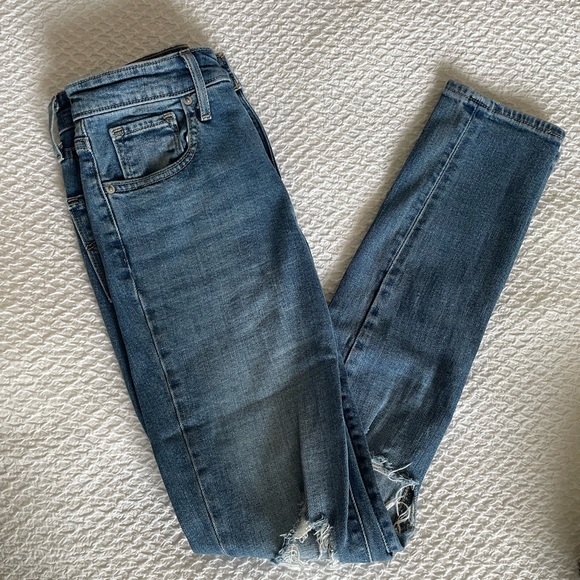 Levi’s 721 Jeans - Picture 4 of 4